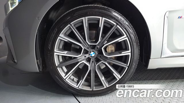 BMW 7-Series 2020 — photo 5