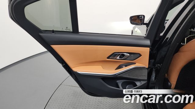 BMW 3-Series 2026 — photo 15