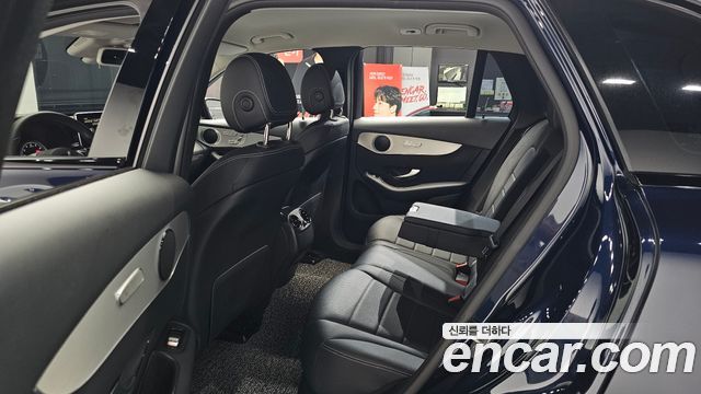 Mercedes-Benz GLC-Class 2019 — photo 18