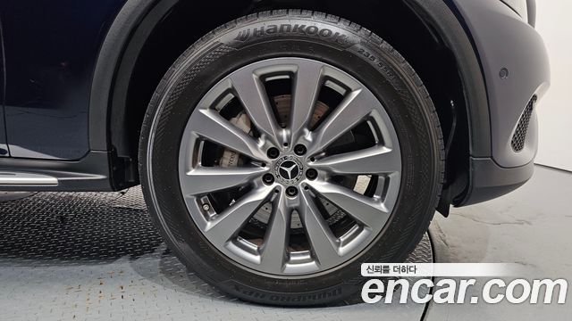 Mercedes-Benz GLC-Class 2019 — photo 7