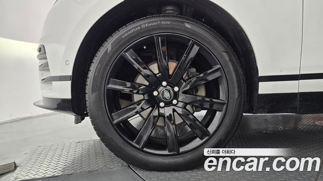 Land Rover Range Rover Velar 2018 — photo 5