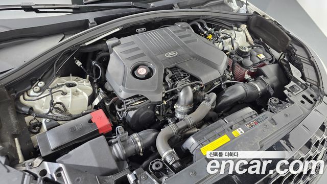 Land Rover Range Rover Velar 2018 — photo 6