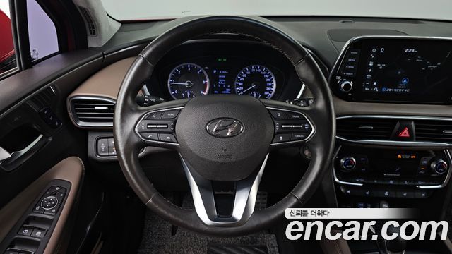 Hyundai Santafe 2019 — photo 13