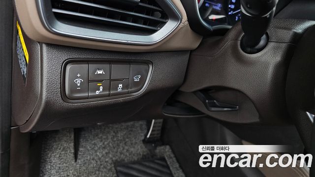 Hyundai Santafe 2019 — photo 17