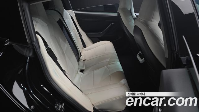 Tesla Model 3 2021 — photo 17