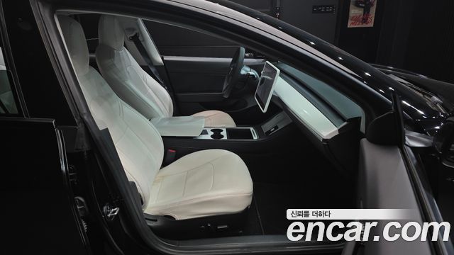 Tesla Model 3 2021 — photo 16