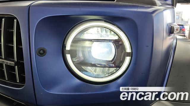 Mercedes-Benz G-Class 2023 — photo 8