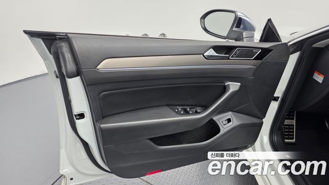 Volkswagen Arteon 2019 — photo 14