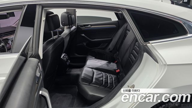 Volkswagen Arteon 2019 — photo 16