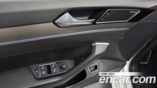 Volkswagen Arteon 2019 — photo 31
