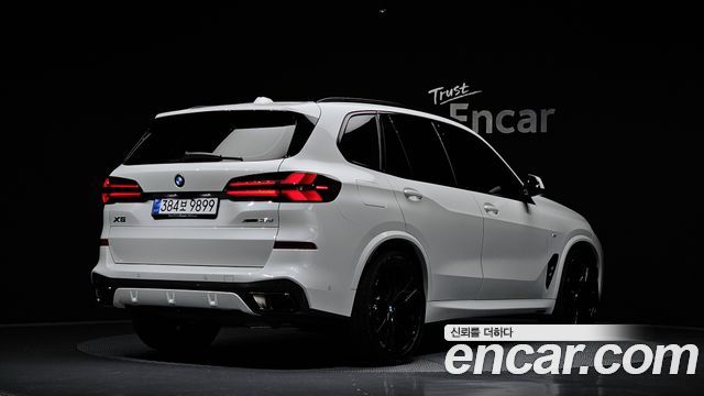 BMW X5 2026 — photo 2