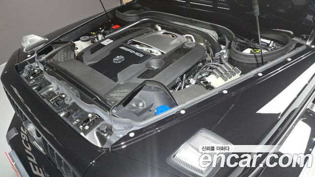 Mercedes-Benz G-Class 2026 — photo 6