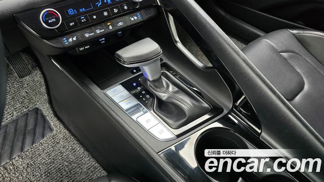 Hyundai AVANTE 2026 — photo 12