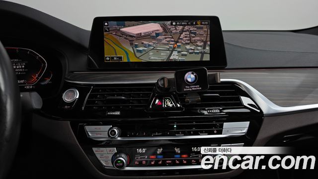 BMW Gran Turismo 2020 — photo 15