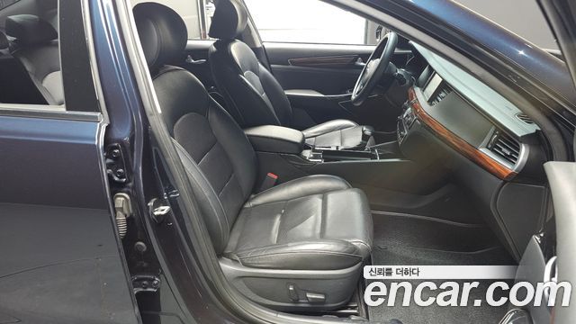Kia K7 2016 — photo 10