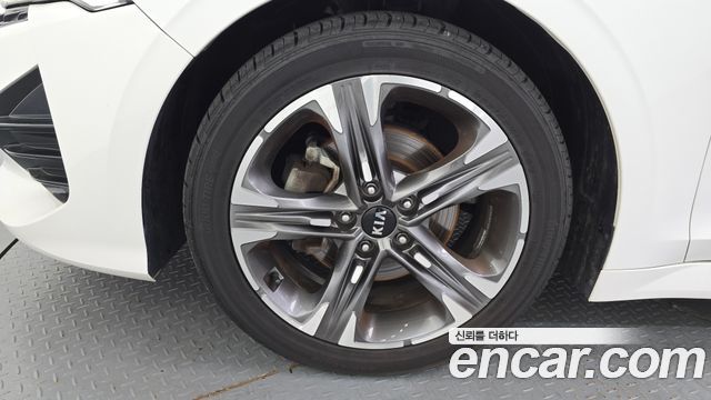 Kia K5 2021 — photo 5