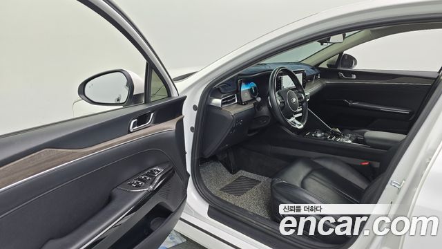 Kia K5 2021 — photo 13