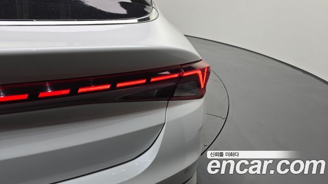 Kia K5 2021 — photo 9