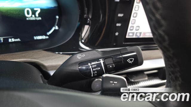 Kia K5 2021 — photo 28