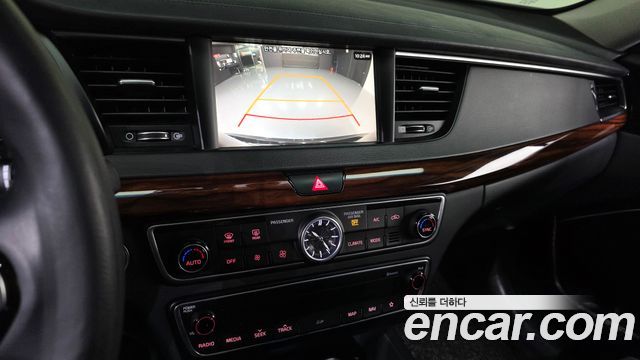 Kia K7 2017 — photo 22