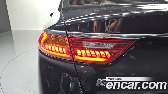 Kia K7 2017 — photo 9