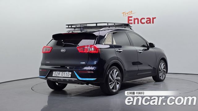 Kia Niro 2017 — photo 2