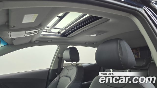 Kia Niro 2017 — photo 23