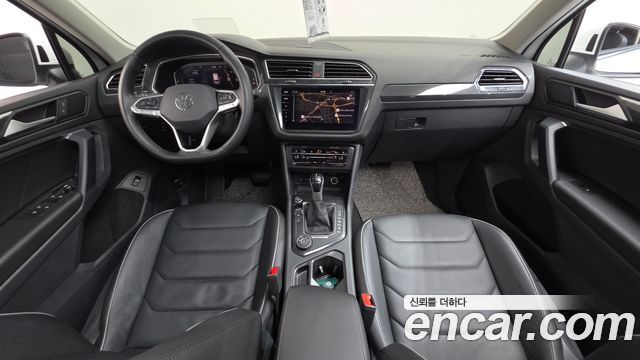 Volkswagen Tiguan 2023 — photo 10