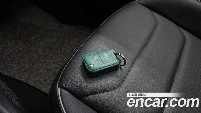 Volkswagen Tiguan 2023 — photo 21