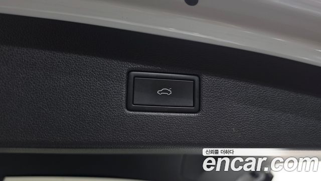 Volkswagen Tiguan 2023 — photo 25