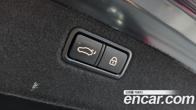 Genesis G80 2017 — photo 21