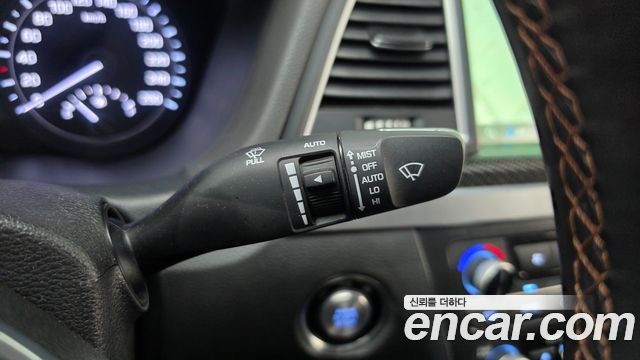 Genesis G80 2017 — photo 26