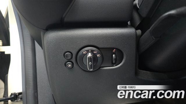 Mini Cooper 2022 — photo 22