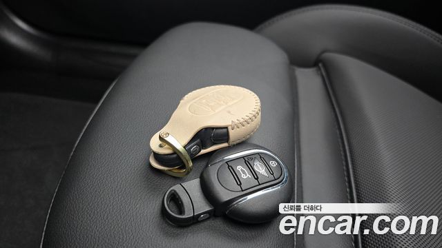 Mini Cooper 2022 — photo 23