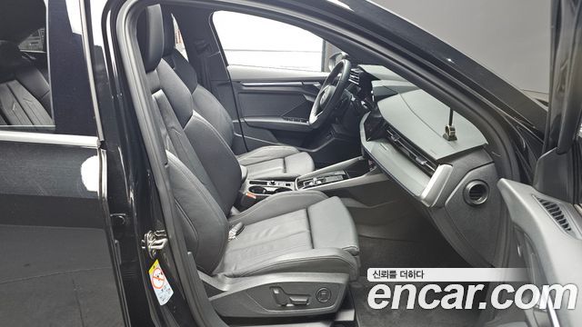 Audi A3 2022 — photo 10