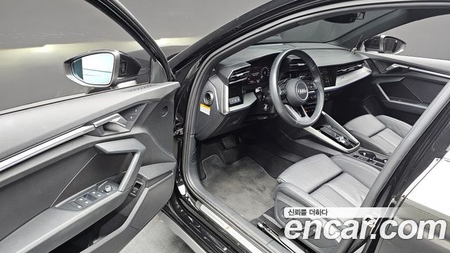 Audi A3 2022 — photo 12