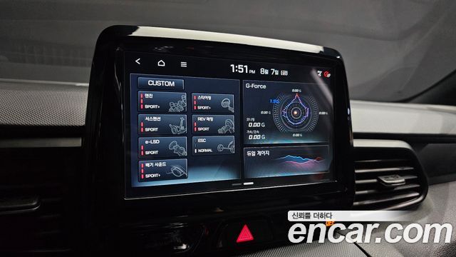 Hyundai Veloster 2019 — photo 22