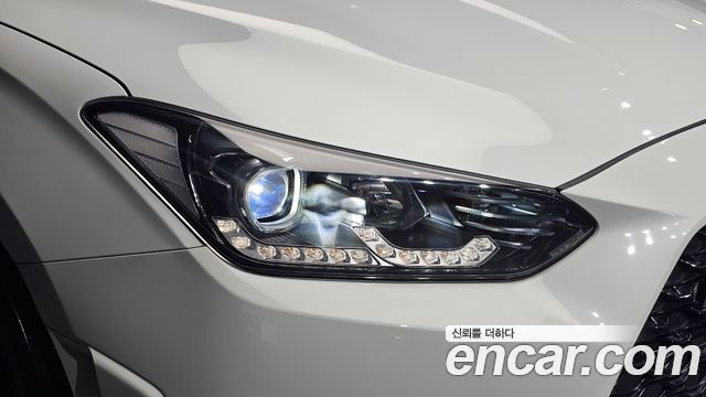 Hyundai Veloster 2019 — photo 8