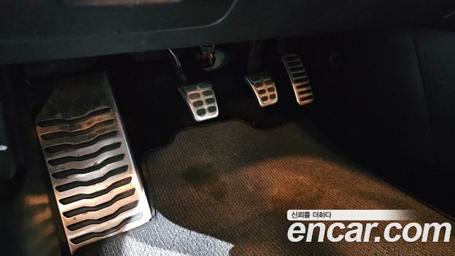 Hyundai Veloster 2019 — photo 35
