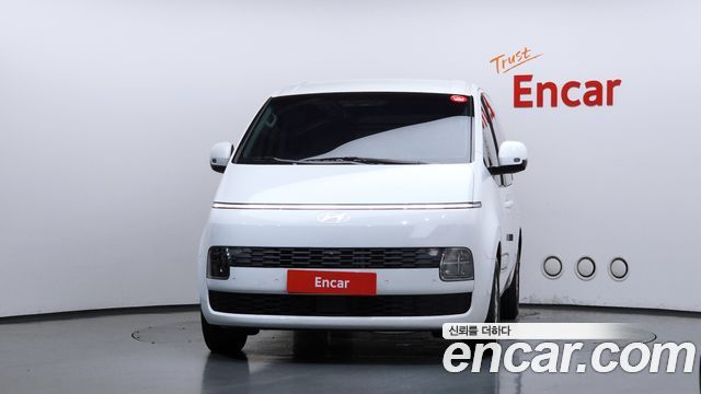 Hyundai Staria 2026 — photo 3