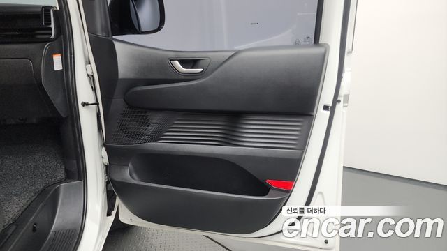 Hyundai Staria 2026 — photo 14