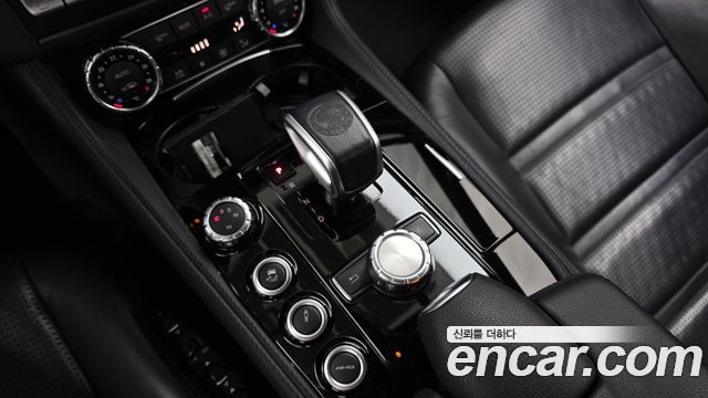 Mercedes-Benz CLS-Class 2012 — photo 9