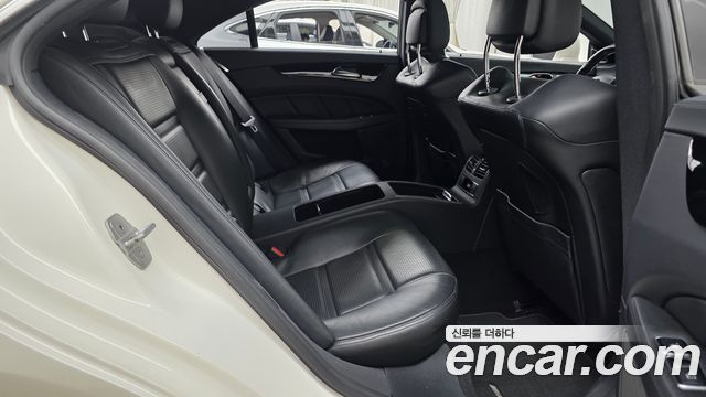 Mercedes-Benz CLS-Class 2012 — photo 12