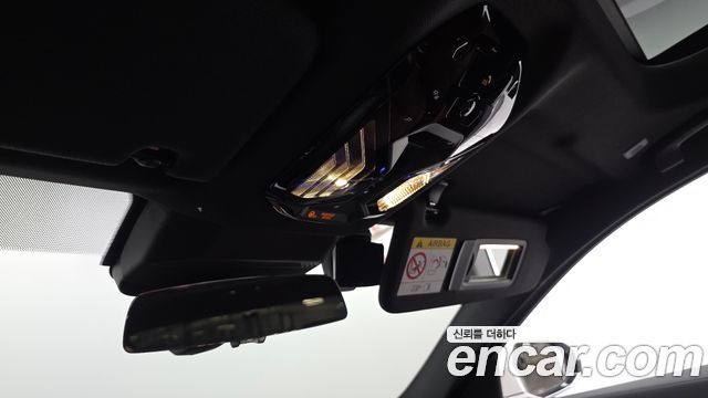 BMW 7-Series 2024 — photo 28