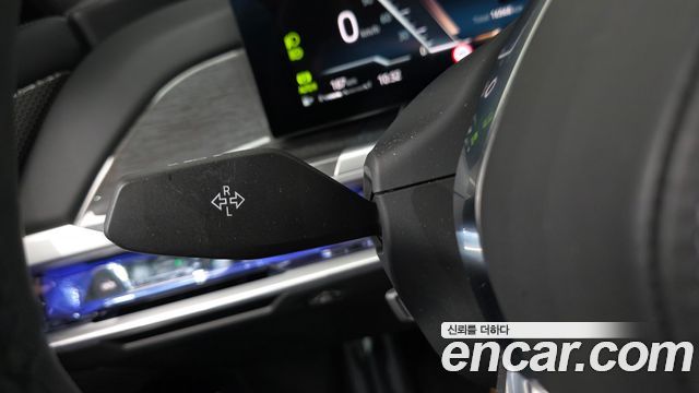 BMW 7-Series 2024 — photo 29