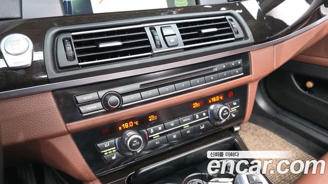 BMW 5-Series 2013 — photo 16
