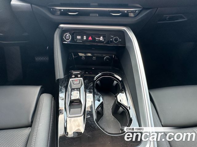 Audi Q5 2025 — photo 9