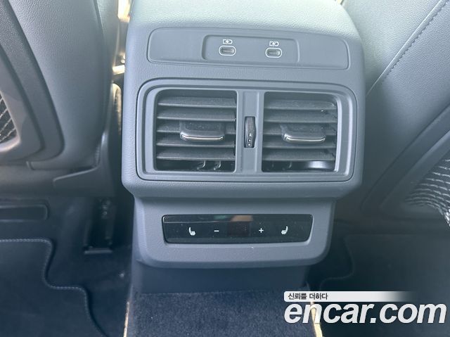 Audi Q5 2025 — photo 20