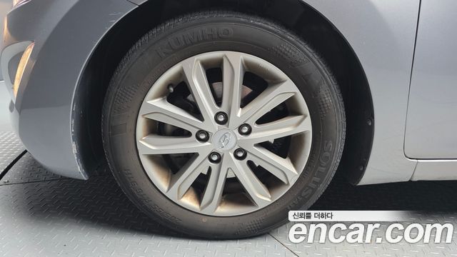 Hyundai AVANTE 2014 — photo 5