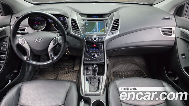 Hyundai AVANTE 2014 — photo 7